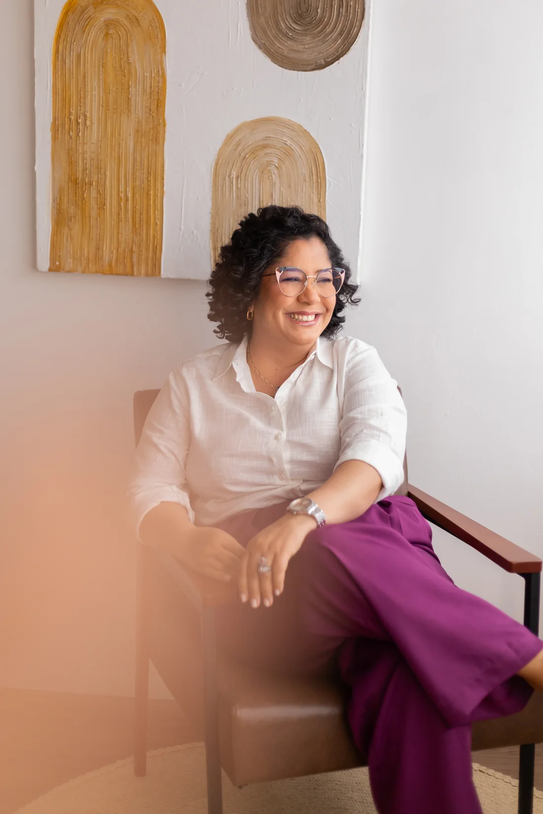 Naíla Nunes, psicóloga, no consultório em Salvador